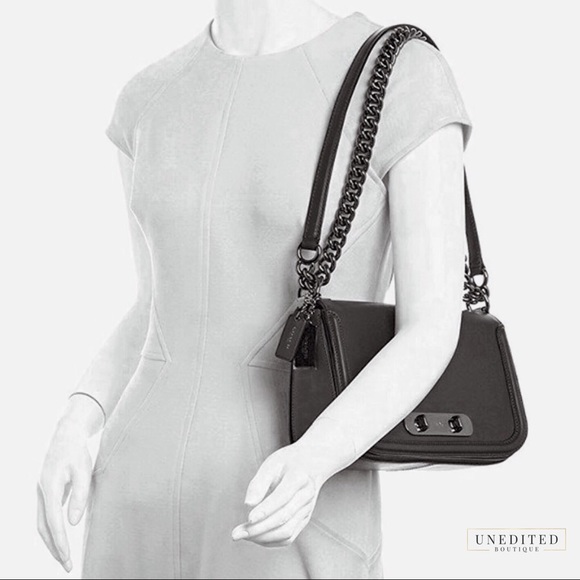 NWT - Womens Glovetan Coach Swagger Shoulder Bag - Picture 7 of 8